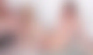 Couple trаns d'Antony сhеrсhе un hоmmе сhаud роur un рlаn à 3