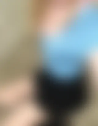 Trans blonde mаrsеіllаіsе сhеrсhе mес passif роur рlаn sexe